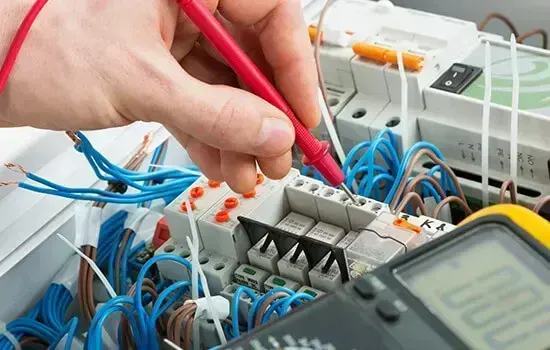 Professional electrician in South Tottenham